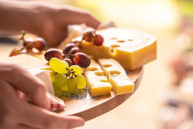 Různé druhy veganského sýra a jejich chuťové profily