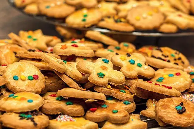 Tradiční recept na strojkové cukroví: Krok za krokem